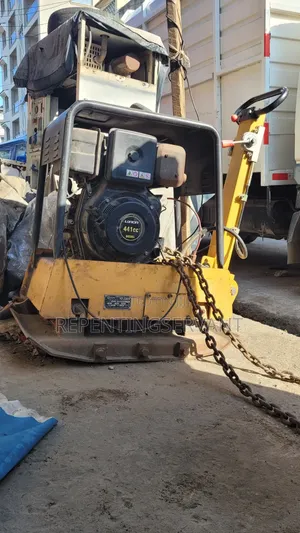 Plate Compactor Nzuri ya Dizeli ya Reversible (9 HP)