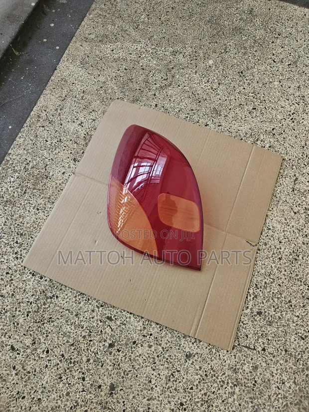 Toyota Corolla Spacio 2002 Tail Light Lens - 1