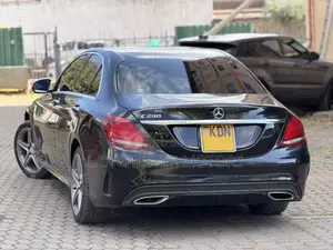 Mercedes-Benz C200 2015 Black