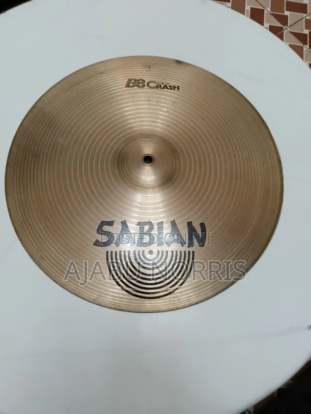 Sabian B8 16-inch Crash Cymbal - 1