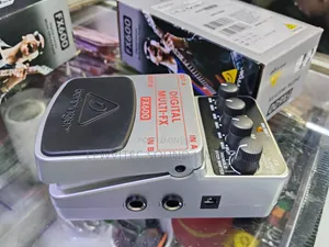 Behringer Digital Guitar Effects Pedal