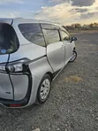 Toyota Sienta 1.5 Hybrid FWD 2019 Silver - 2