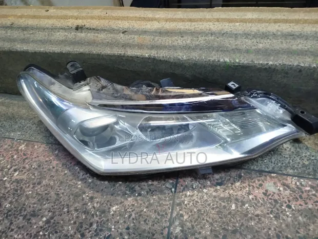 Toyota Fielder/Axio 165 Headlight (Non-Xenon) - 1