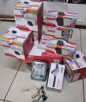Hikvision Full Color 8CH CCTV Kit - 4 Dome, 4 Bullet Cameras