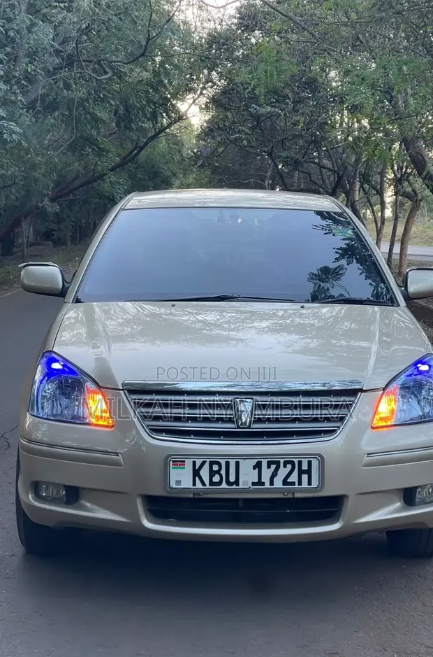 Toyota Premio 2006 Beige - 1