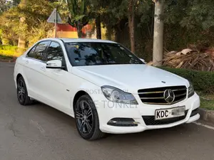 Mercedes-Benz C180 2014 White