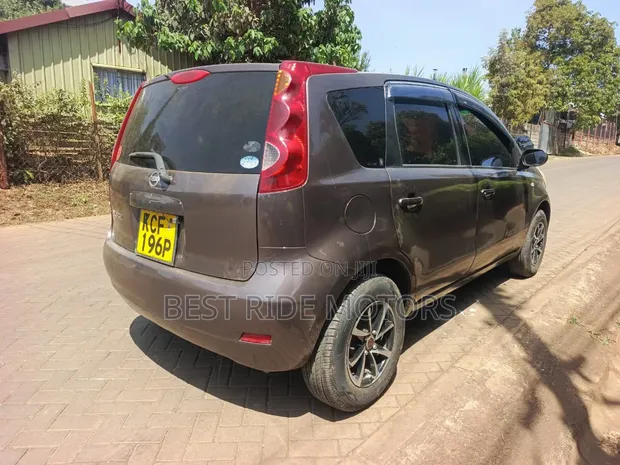Nissan Note 1.4 Hatchback 2009 Gray - 1