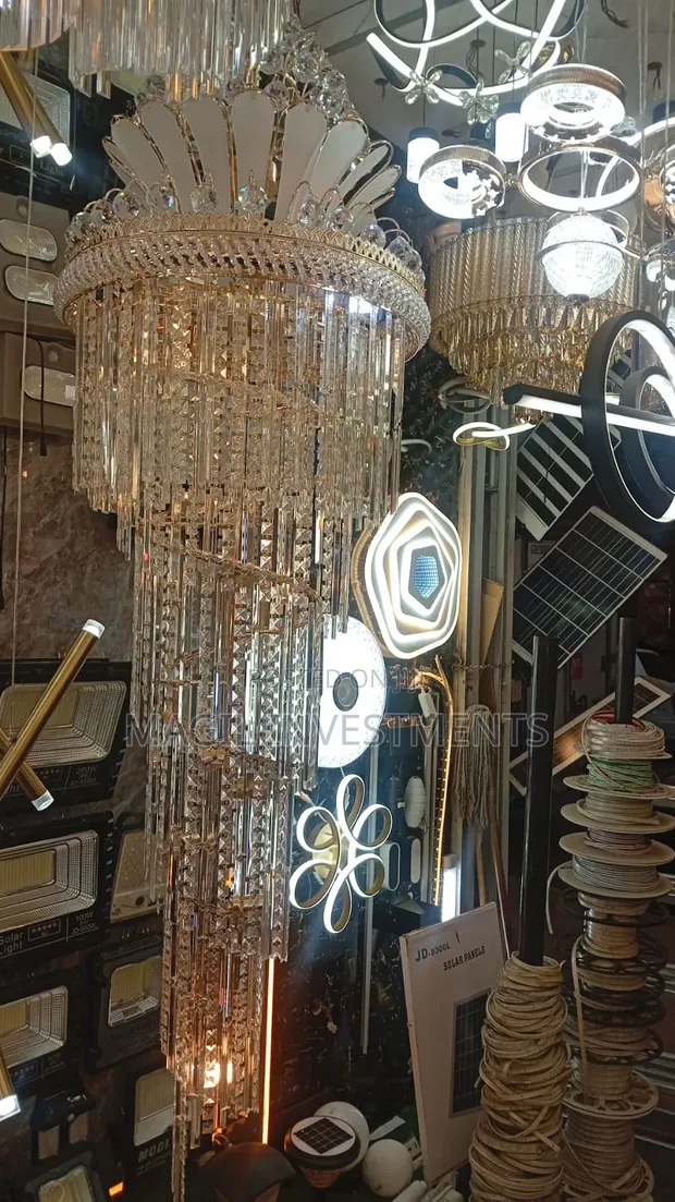 Chandelier ya Kifahari kwa Ajili ya Ngazi - 1