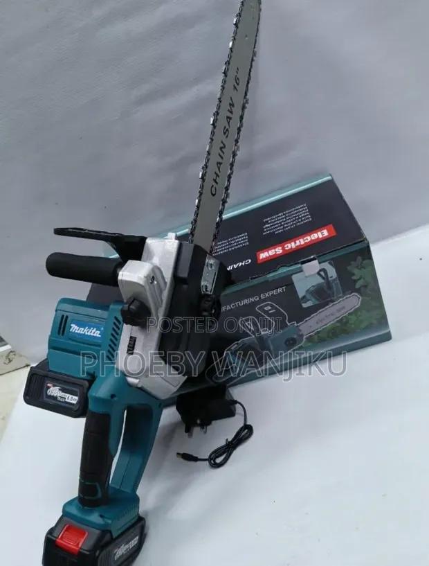 Makita Cordless Chainsaw 16" - 1