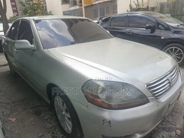 Toyota Mark II Grande 2004 Nyeusi - 1