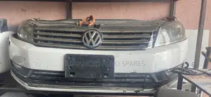 VW Passat 2014 Nosecut