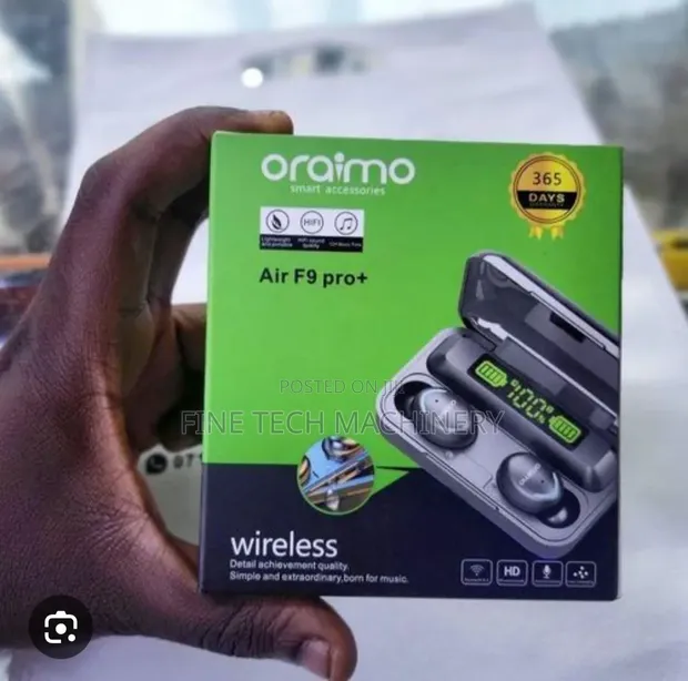 Oraimo Portable Wireless Earpods V5.2 - Black - 1