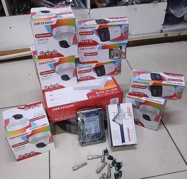 Hikvision 8CH Full Color CCTV Security Kit with Two-Way Audio & Siren - 1