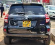 Toyota RAV4 2014 Nyeusi - 2
