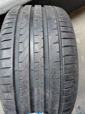 Matairi 275/35ZR20 Falken Azenis FK520