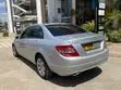 Mercedes-Benz C200 2010 Nyeusi - 4