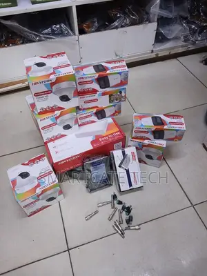 Hikvision 8 Channel CCTV Kit Full Color Usiku na Sauti ya Kuwili