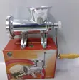 Acme M22 Manual Meat Mincer - 2