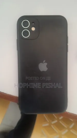 Apple iPhone 11 128GB Nyeusi