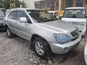 Toyota Harrier 1997 Nyeupe