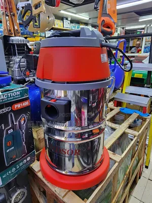 Windsor 30L Wet & Dry Vacuum Cleaner