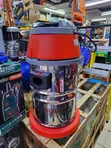 Windsor 30L Wet & Dry Vacuum Cleaner - 1
