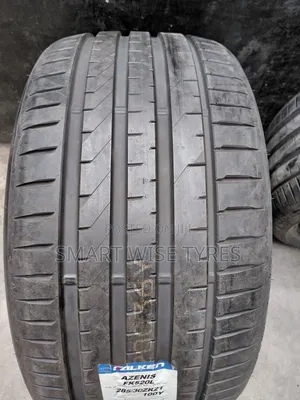 285/30ZR21 Falken Azenis FK520 Tyres