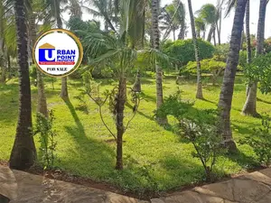 Nyumba ya Vyumba 5 na SQ Watamu Inauzwa