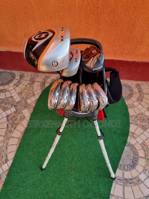 Wilson Staff D300 Golf Set - Left Hand