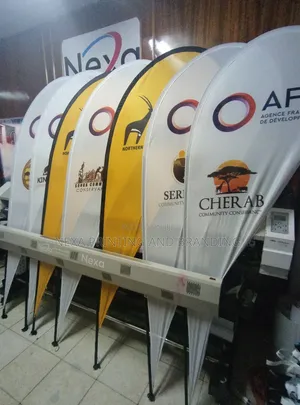 3.5m Teardrop Banners - Chapisha Haraka & Uwasilishaji