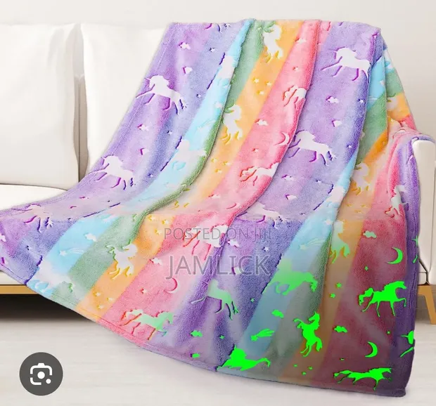 Magic Glow-in-the-Dark Fleece Blanket - 1