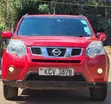 Nissan X-Trail 2012 Nyekundu - 2