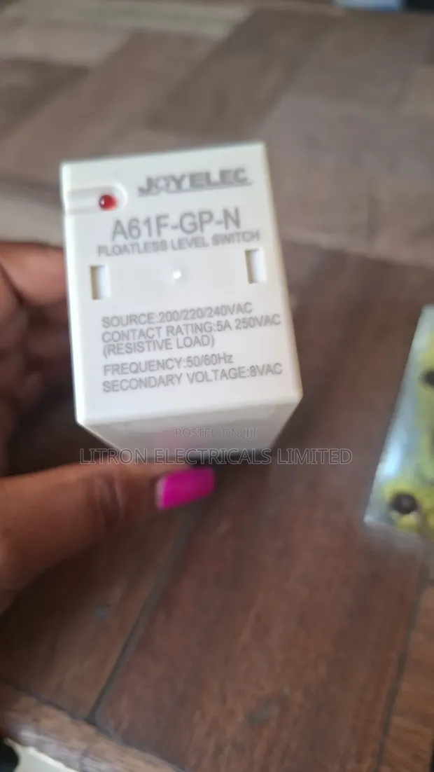Floatless Level Switch 11-Pin - 1