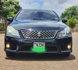 Toyota Crown 2010 Nyeusi - 2