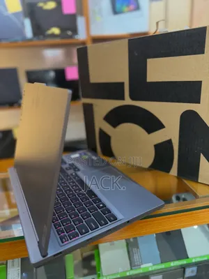 Laptopi ya Lenovo Legion 5 - Intel Core i7, 16GB RAM, 1TB SSD