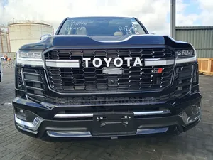 Toyota Land Cruiser 2023 Nyeusi Isiyong'aa