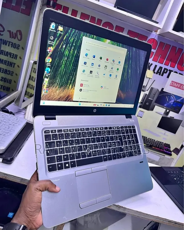 HP EliteBook 840 G4 Laptop - Core i7, 8GB RAM, 256GB SSD - 1