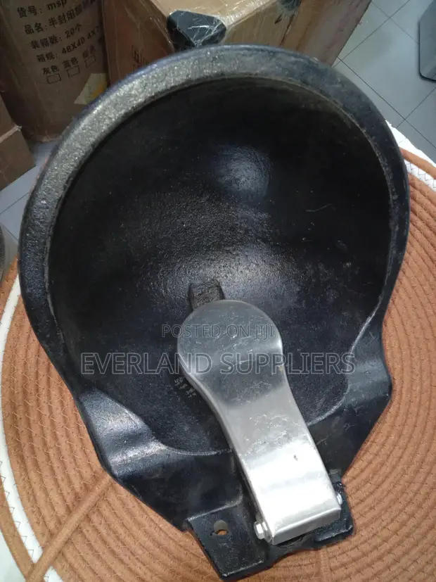 Weather-Ready Cast Iron Drinker - 1