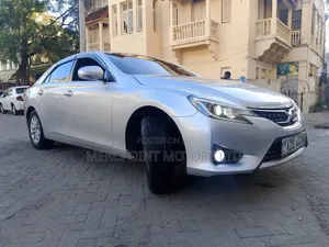 Toyota Mark X 2.5 AWD 2017 Silver