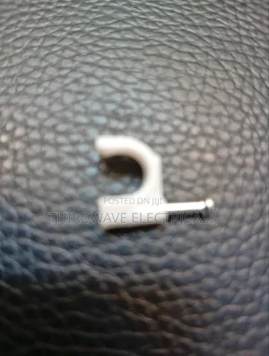 8mm Round Cable Clips (Paketi ya 100)