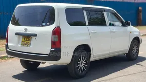 Toyota Probox 2008 Nyeupe