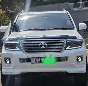 Toyota Land Cruiser Prado 2008 White