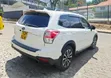 Subaru Forester 2.0XT Premium AWD 2016 White - 4