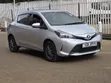 Toyota Vitz 2015 Nyeupe - 3
