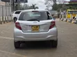 Toyota Vitz 2015 Nyeupe - 4