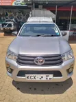 Toyota Hilux 2019 Nyeupe - 2