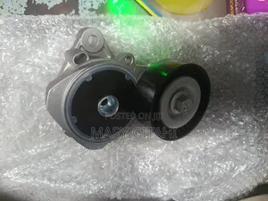 Tensioner ya Belt kwa 2UR Engine Toyota Lexus Land Cruiser Prado