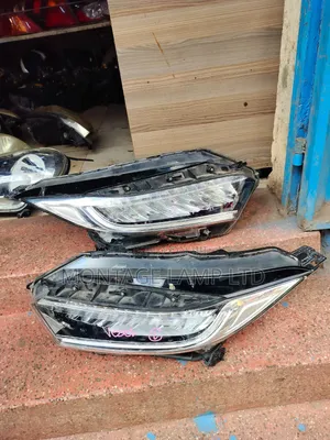 Honda Vezel 2018 LED Headlights (Zilizotumika)