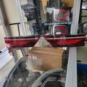 Jaguar F-Pace X761 2021+ Taillights (Brand New)
