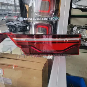 Jaguar F-Pace X761 2021+ Taillights (Mpya Kabisa)